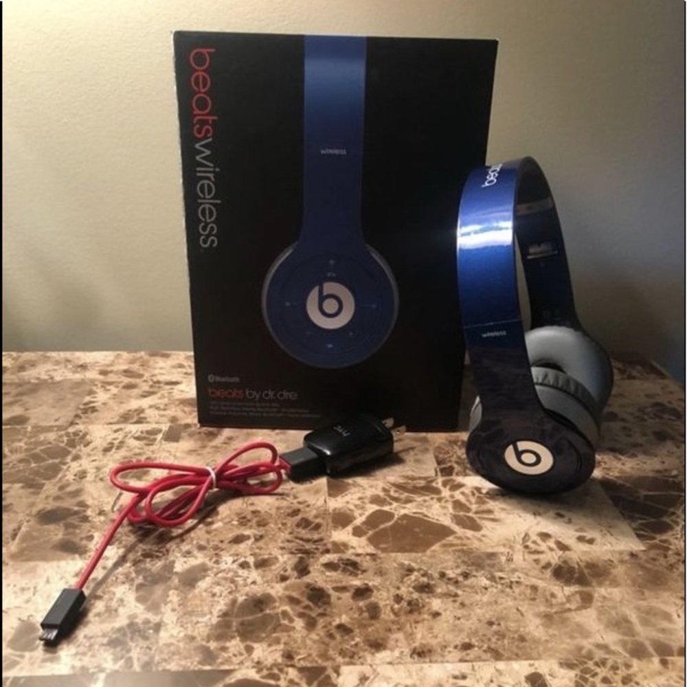 Wireless beats headphones